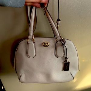 Coach crossbody. Great purchase and great purse!